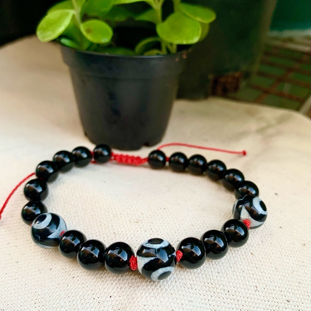 Red String Black Onyx bracelet- Handmade